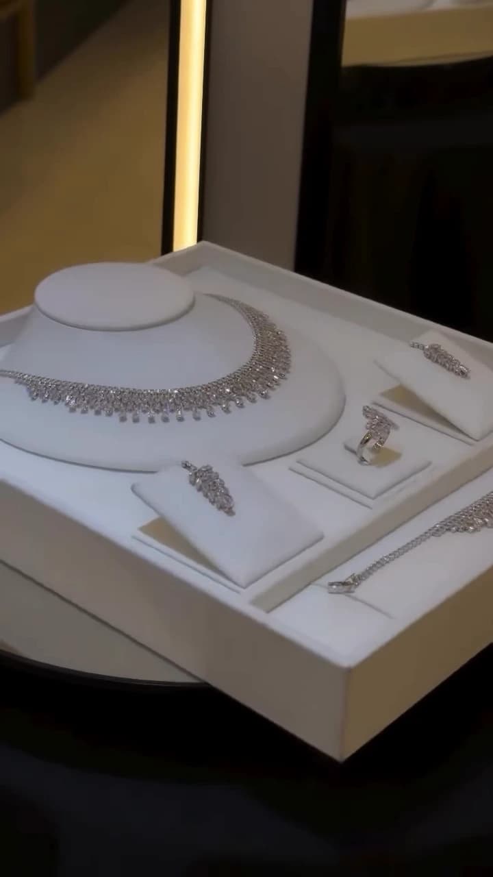 Pırlanta set koleksiyonu